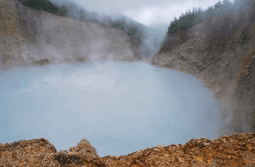 boiling lake trek Dominique